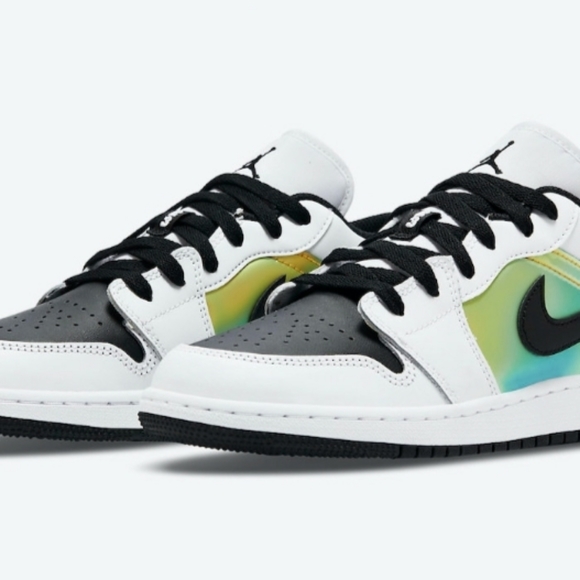 Air Jordan 1 Low Metallic (GS) - Picture 4 of 8